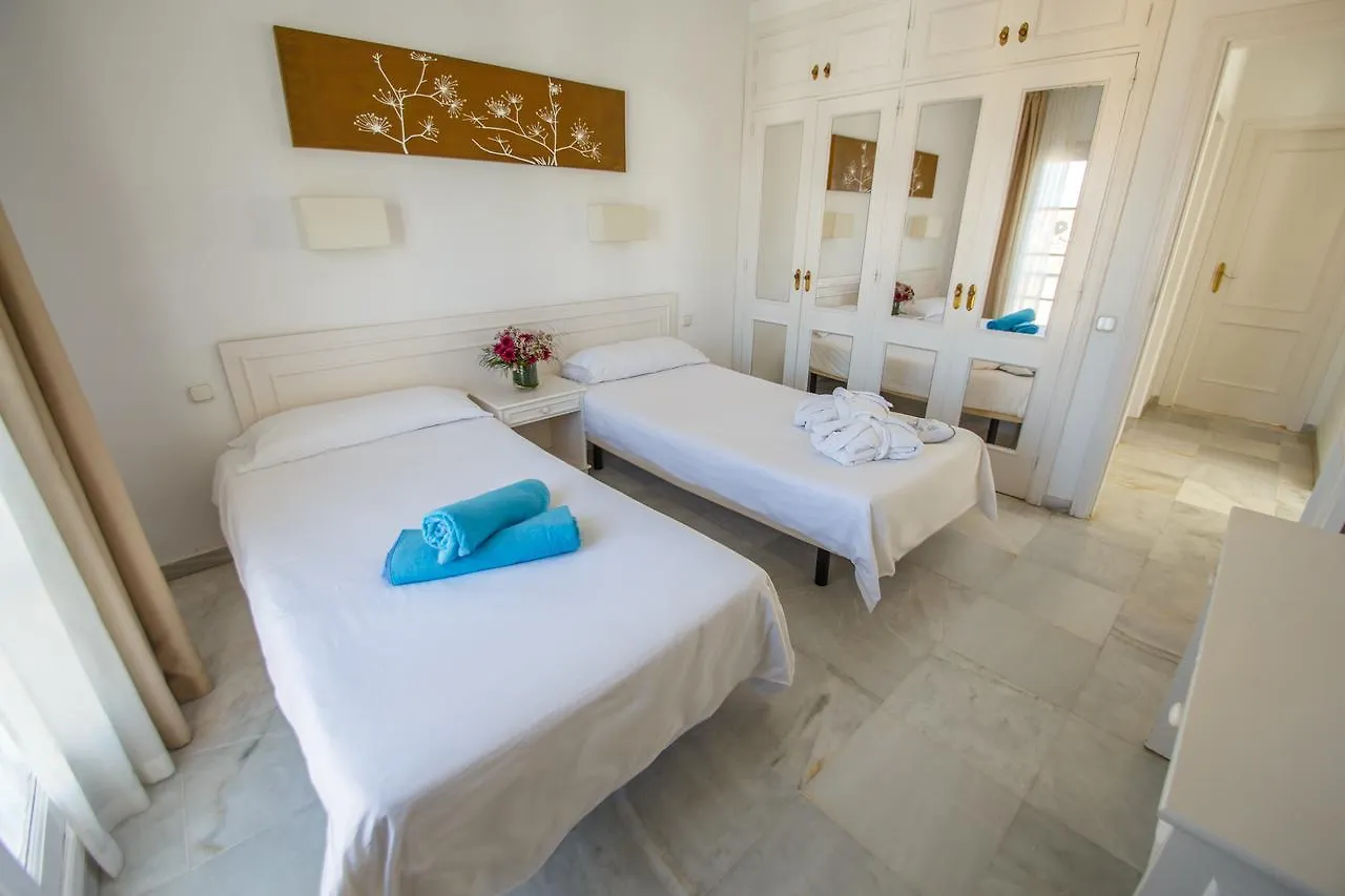 Hotel apartamentowy Lagos De Fanabe Beach Resort Costa Adeje